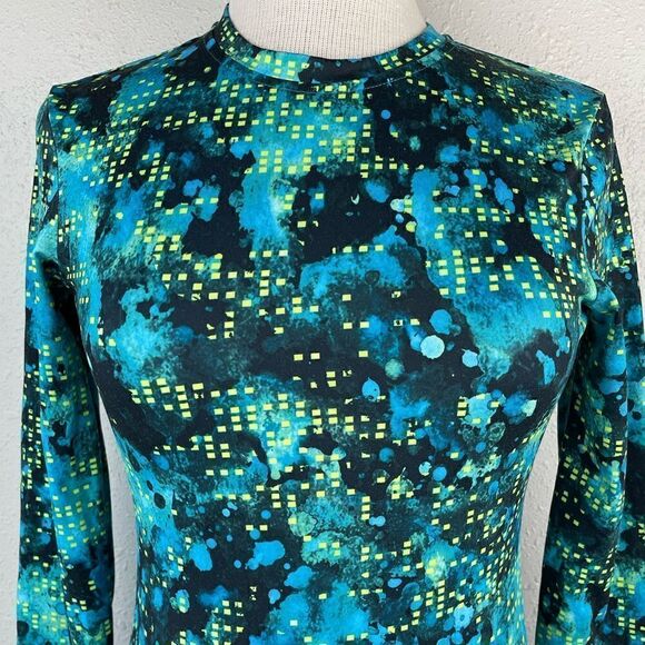 Champion Power Core Fitted Stretch Athletic Shirt Size M EUC - Picture 2 of 7